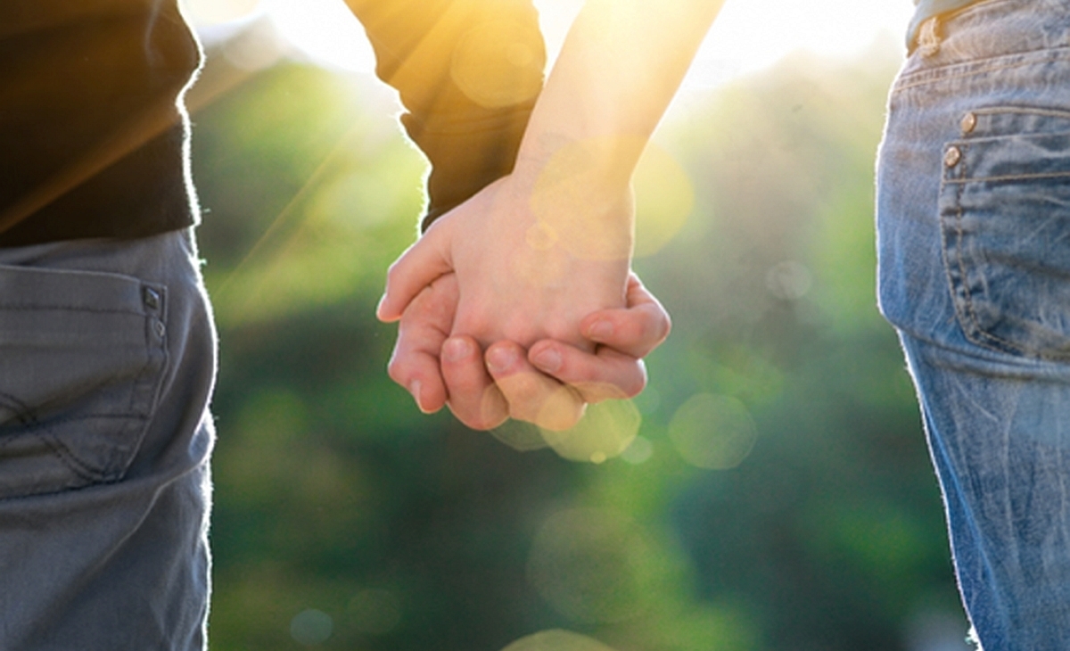 FENG SHUI TIPS TO ATTRACT LOVE AND FIND ROMANCE